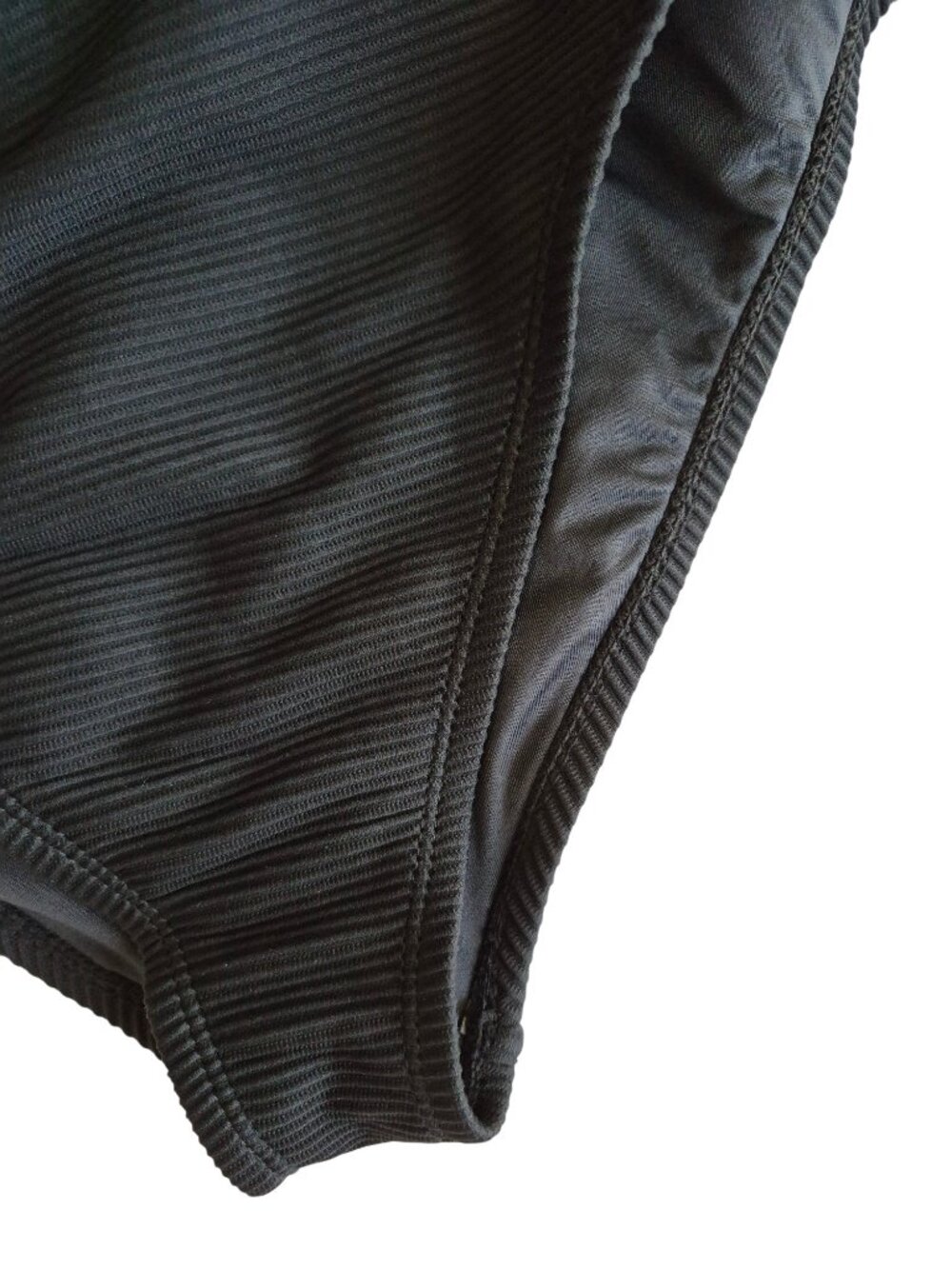 BCBG Paris Like New Adjustable Tie Back Keyhole One Piece Swimsuit Ribbed 2XL - Picture 10 of 16